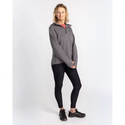 Sportig hoodie med tumhål i ärmslut.