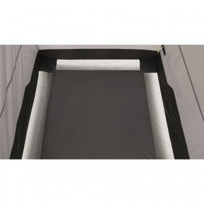 Boden schützt vor Schmutz und Feuchtigkeit.