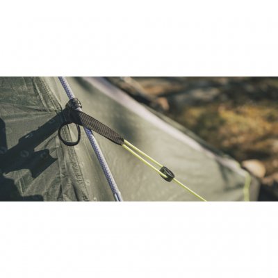 Verstärkte Befestigungen für Zeltleinen am Outwell Cloud 5.