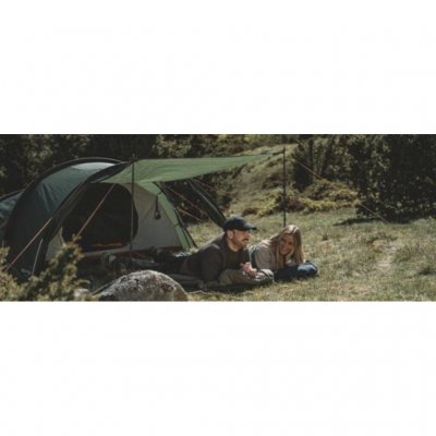 Perfekt für Paare, die etwas mehr Platz oder einfach nur ein günstiges Zelt möchten.