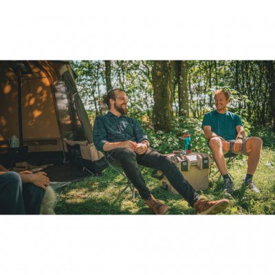 Perfekt basecamptält som används som utgångspunkt för turer i skog eller fjäll.