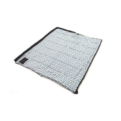 Outwell Camper Lux Campingsovsäck går öppna och använda som ett täcke.