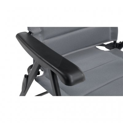 Gute Armlehnen sorgen für eine hervorragende ergonomische Sitzkomfort.