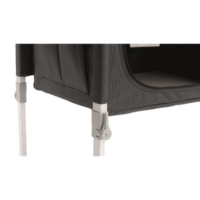 Die Küchenbank lässt sich leicht zusammenbauen.