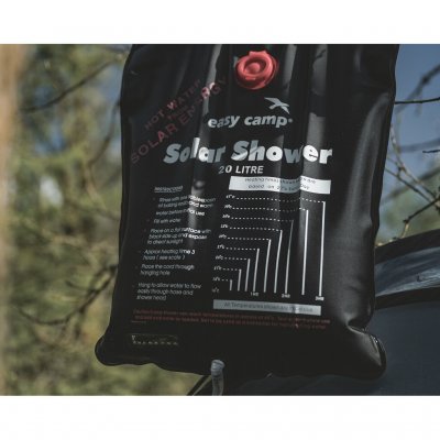 Kann einfach aufgehängt werden und verfügt über ein eingebautes Thermometer.