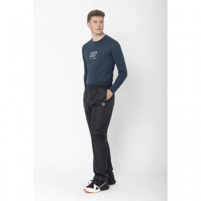 Die Hose verfügt über ein atmungsaktives Meshfutter für erhöhten Komfort über längere Zeiträume.