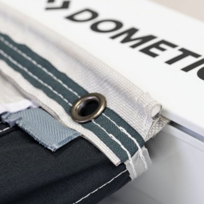 Die doppelte Kederleiste macht es sowohl für Wohnwagen als auch für Wohnmobile geeignet.