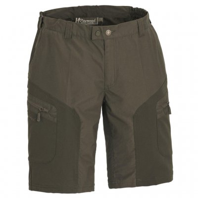 Funktionella och bekväma herr shorts från Pinewood i 4-vägs stretch för alla slags äventyr.