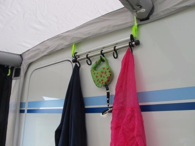 Dometic Kleiderstange für Kederbefestigung
