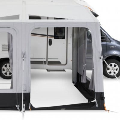 Das Frontpanel kann bei den Dometic Rally Vorzelten entfernt werden.