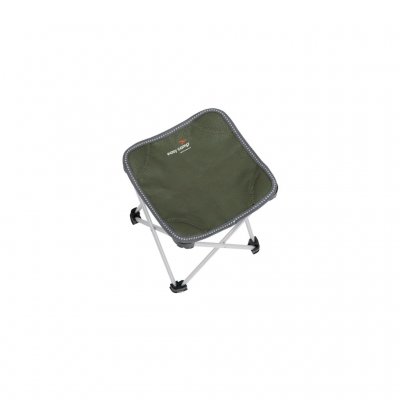 Leichter und robuster Hocker, der sich für alle Arten von Outdoor-Abenteuern eignet.
