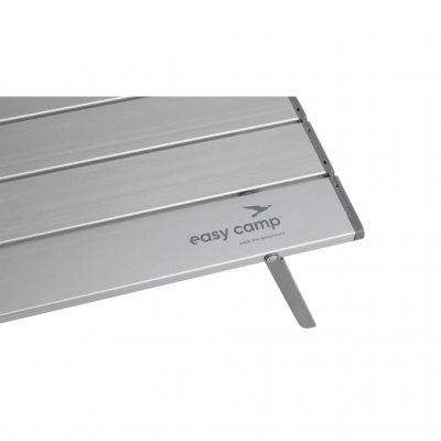 Der Tisch ist aus Aluminium gefertigt.