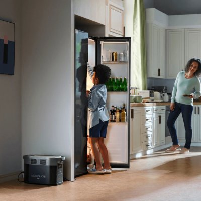 Förbered dig för strömavbrott med en power station.