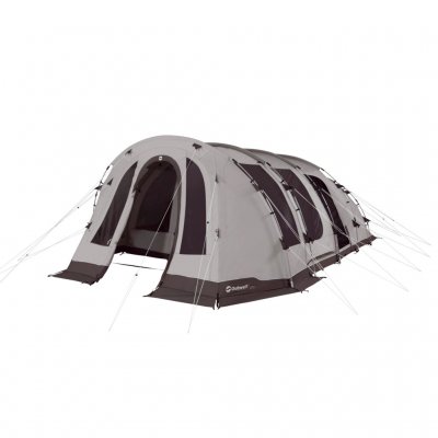 Familienzelt Outwell Edmonds 6 TC mit beiden geöffneten Türen.