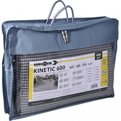 Tältmattan är mjuk och följsam samt lätt att regngöra.