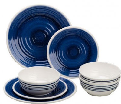 Flamefield Azure 12 delar, tålig campingservis som räcker länge.