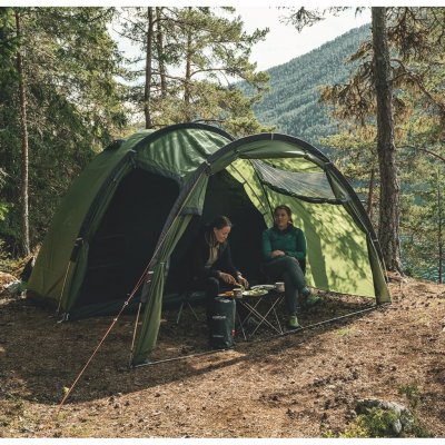 Preisgünstiges Zelt sowohl für den Campingplatz als auch mitten in der Natur.