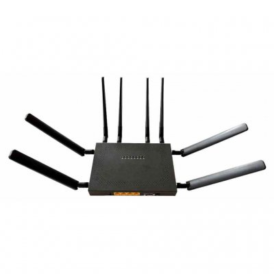 4 Antennen für 5G/4G-Mobilfunkempfang 2 Antennen für 5,8 GHz WiFi und 2 für 2,4 GHz WiFi