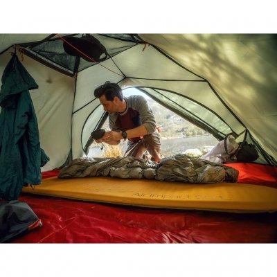 Robens Air Impact 38 L Isomatte – leichte und kompakte Isomatte.