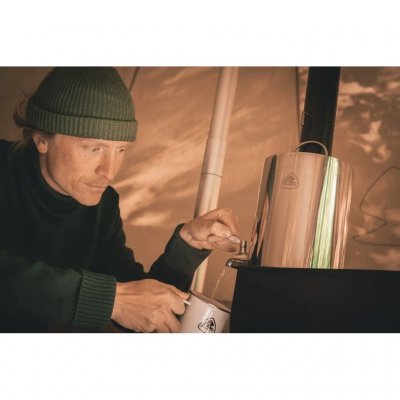 Wasserbehälter/Wasserkessel mit Zapfhahn, der einfach am Ofenrohr befestigt wird.