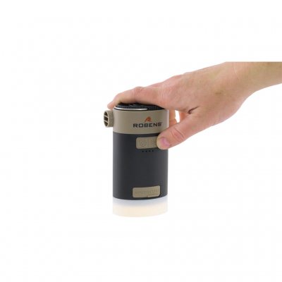 Die Pumpe fungiert auch als Lampe und verfügt über drei verschiedene Lichtmodi.