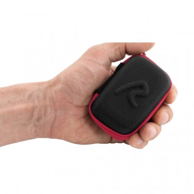 Hartschalen-Schutzhülle inklusive