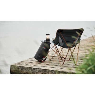 10-Liter-Kühltasche aus strapazierfähigem und wasserabweisendem Material. Die Tasche kann auch als wasserdichte Aufbewahrungstas