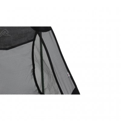 Netzpaneele sorgen dafür, dass der Stuhl gut atmungsaktiv ist.