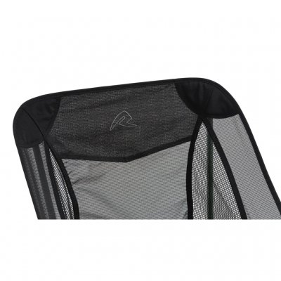 Netzpaneele sorgen dafür, dass der Stuhl gut atmungsaktiv ist.