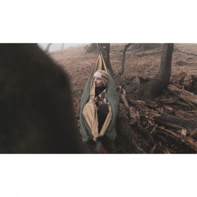 Das Moskitonetz ist für die Robens Trace Hängematte konzipiert, passt aber zu den meisten Hängematten auf dem Markt.