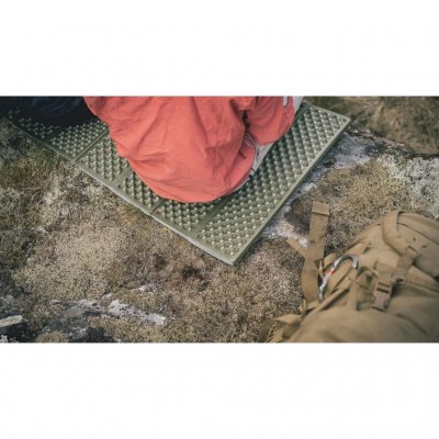 Das Muster der Robens ZigZag Slumber Pro Isomatte ermöglicht es der Isolierung des Schlafsacks, sich auszudehnen, wodurch eine b