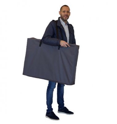 Eine Tragetasche für einfachen Transport ist im Hundegehege enthalten.