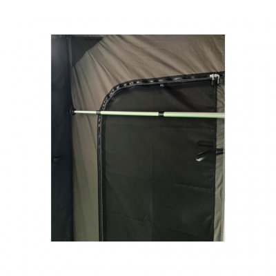 Telta verandastång monterad som garderobsstång.